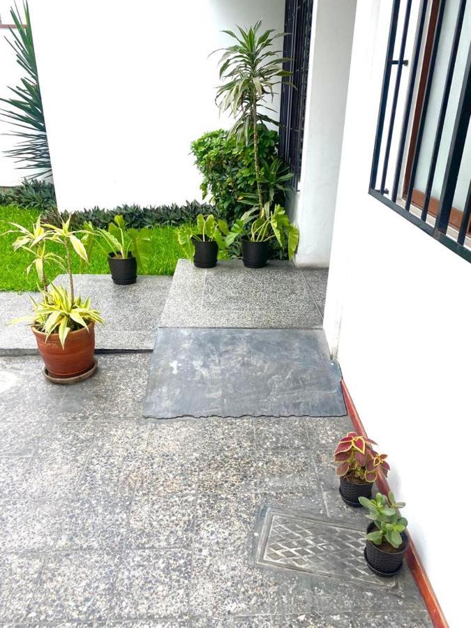 Lima Mini Aparts Monterrico - Cerca Embajada Eeuu Eksteriør bilde